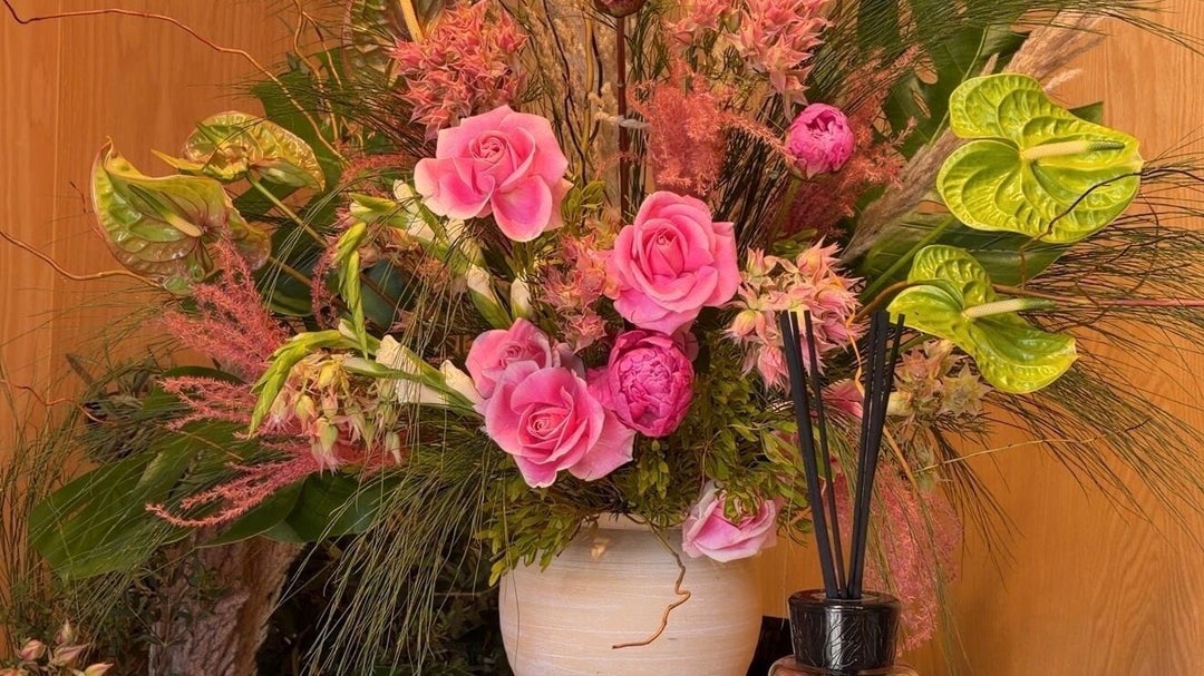 Large floral arrangement in the salon
